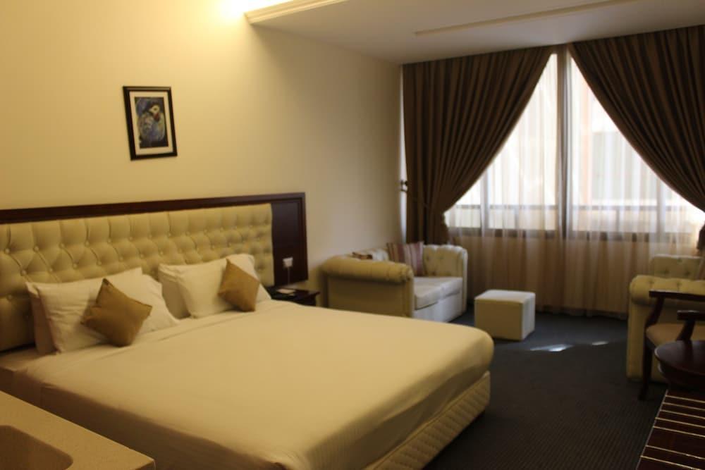 Midtown Hotel & Suites Beirut Esterno foto