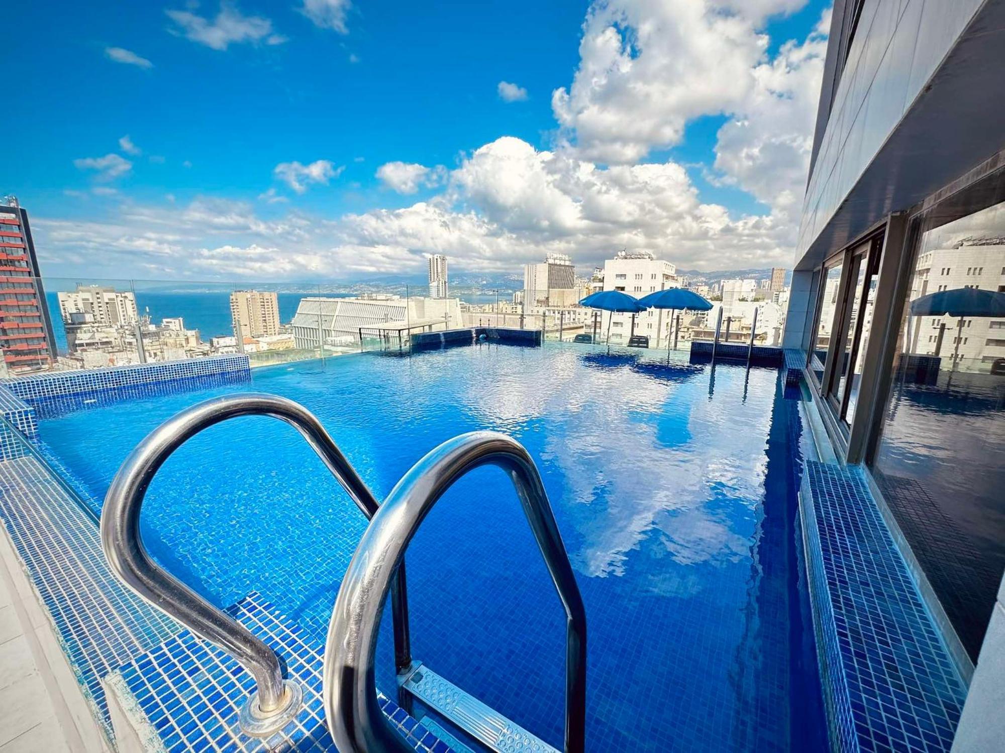 Midtown Hotel & Suites Beirut Esterno foto