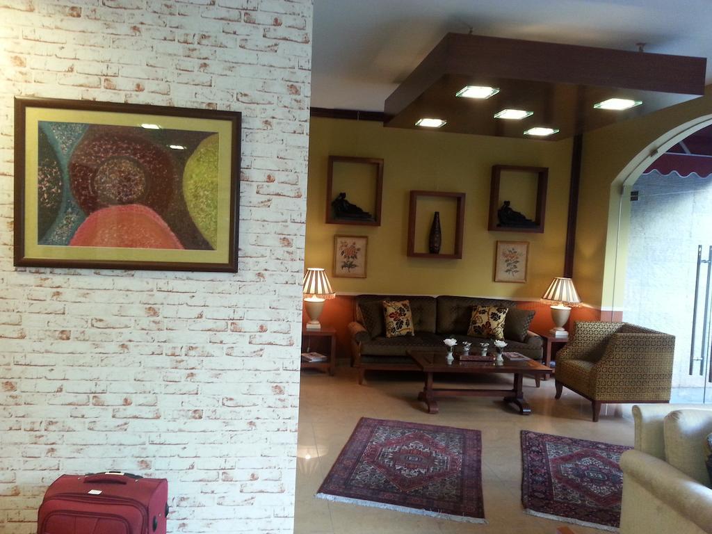 Midtown Hotel & Suites Beirut Esterno foto