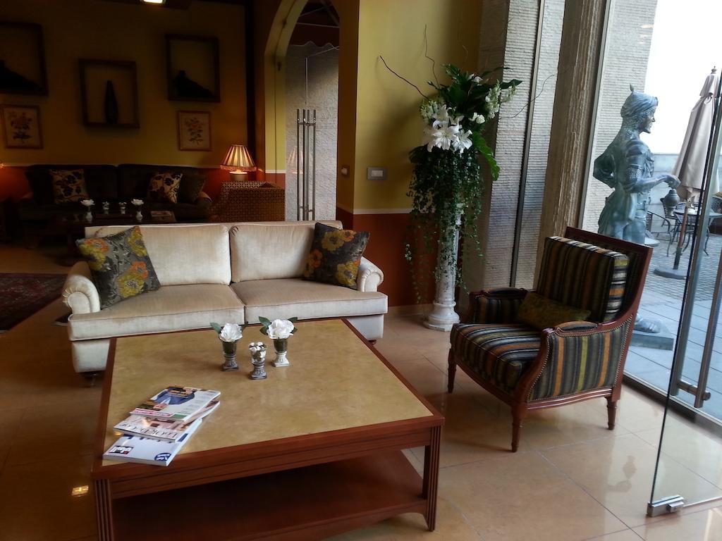 Midtown Hotel & Suites Beirut Esterno foto