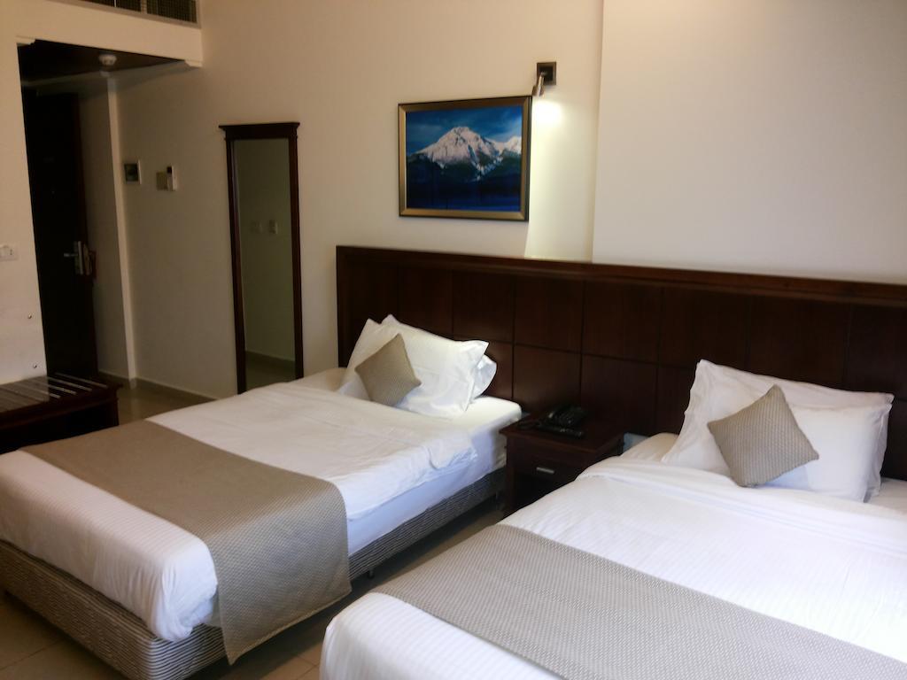 Midtown Hotel & Suites Beirut Esterno foto